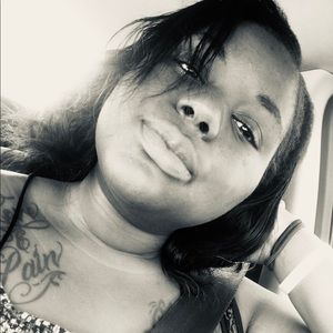 Meet your Posher, Brenda